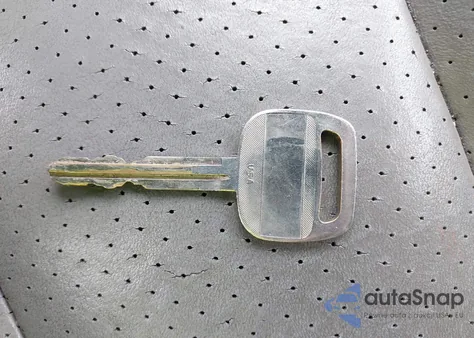 2003 Toyota Avalon Xl из США, поврежденный, VIN 4T1BF28BX3U301635